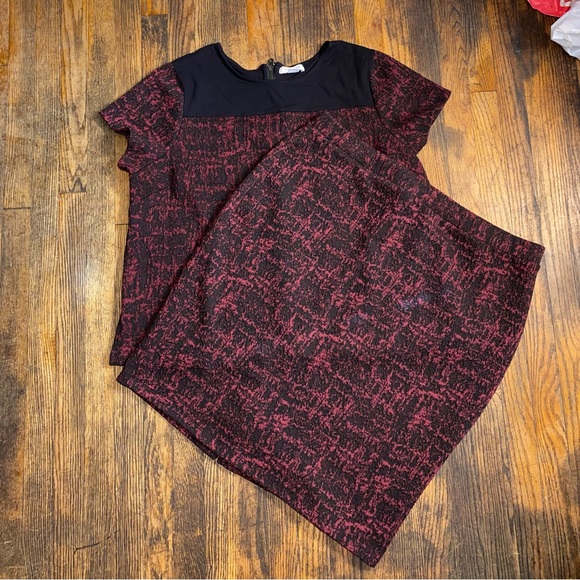 Liz Claiborne Dresses & Skirts - Liz Claiborne matching set black & maroon size 2x